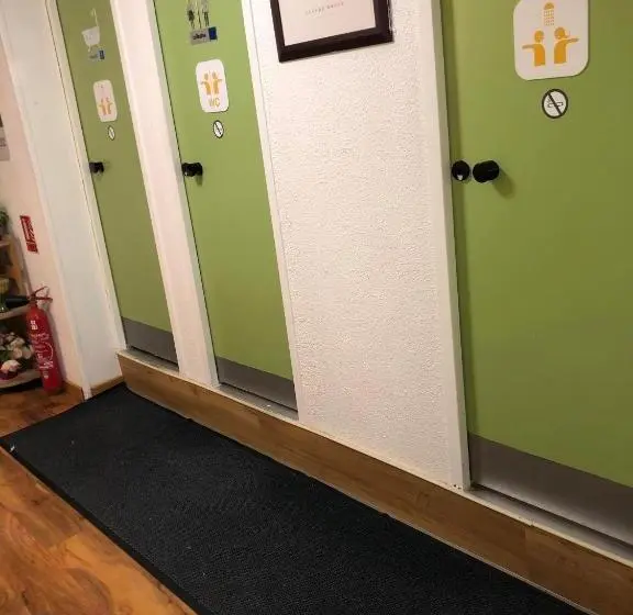 スタンダードルーム, N&z Hotels