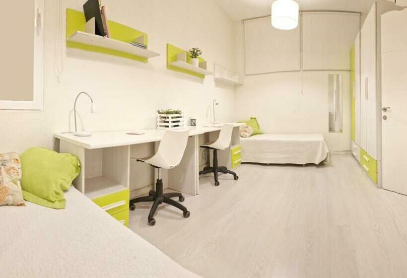 Habitación Estándar, Space Center Madrid