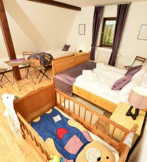 חדר סטנדרט לארבעה, Visnyó Vendégház