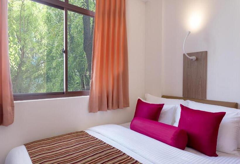 اتاق استاندارد, Beehive Central