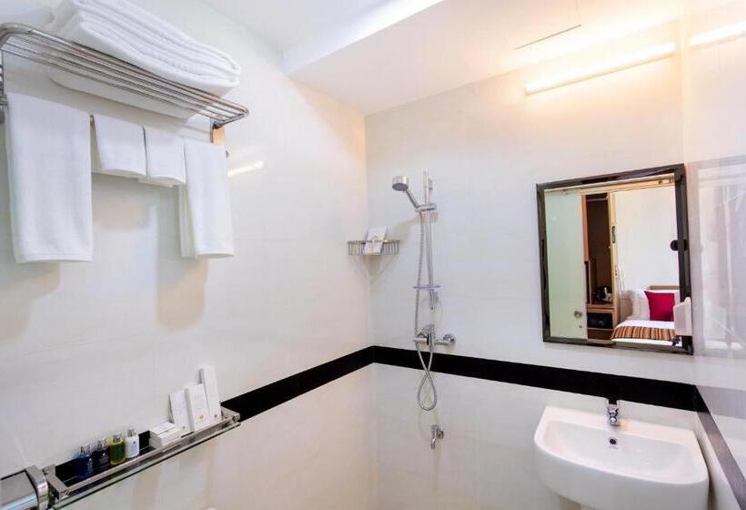 اتاق استاندارد, Beehive Central