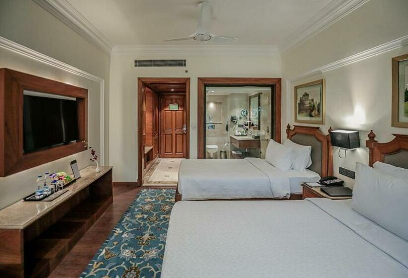 スタンダードルーム, Regenta Central Lucknow By Royal Orchid Hotels Limited