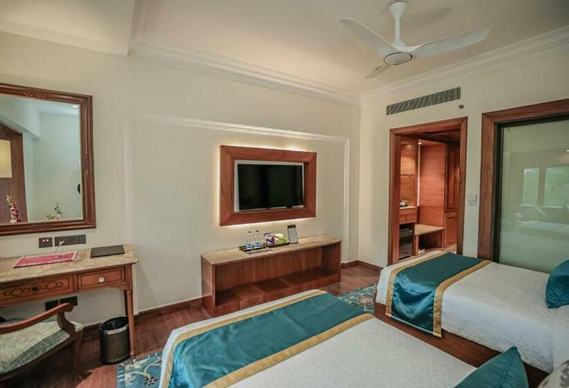 Номер Стандарт, Regenta Central Lucknow By Royal Orchid Hotels Limited