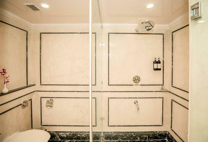 スイート, Regenta Central Lucknow By Royal Orchid Hotels Limited