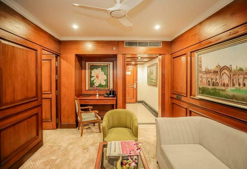 スイート, Regenta Central Lucknow By Royal Orchid Hotels Limited