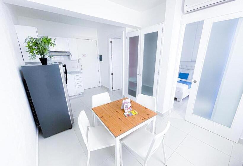 سوییت جونیور, Rooftop Pool Ducassi Studio Suites Deluxe Hotel Beach Club & Spa