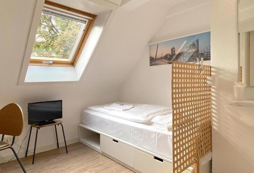 标准单人间共用浴室, Frauenhotel Hanseatin   Women Only