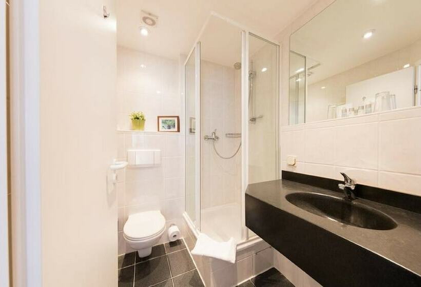 غرفة إقتصادية فردية, An Der Stadtmauer