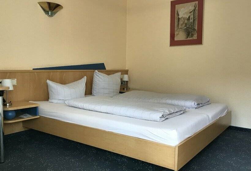 غرفة قياسية, An Der Stadtmauer