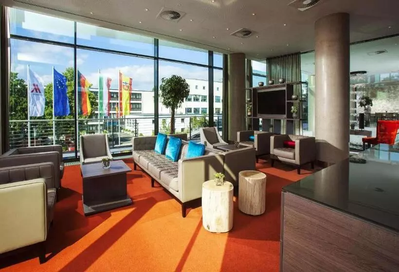 اتاق اجرایی با تخت بزرگ, Bonn Marriott