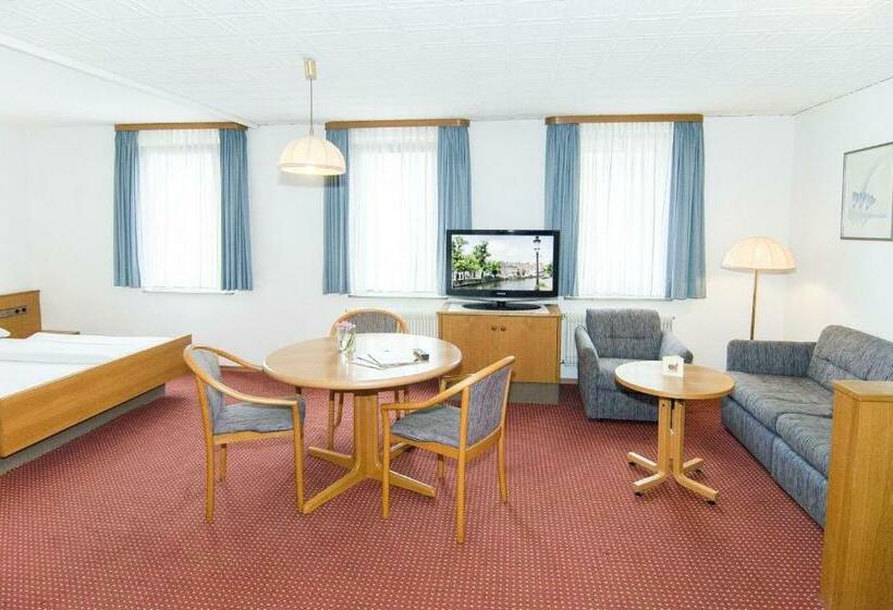 חדר סטנדרט, Café Schlack