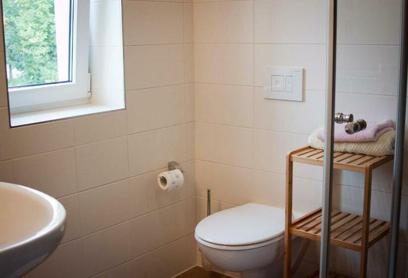 غرفة قياسية, Cafe Hehrlich   Cafe, Pension & Mehr