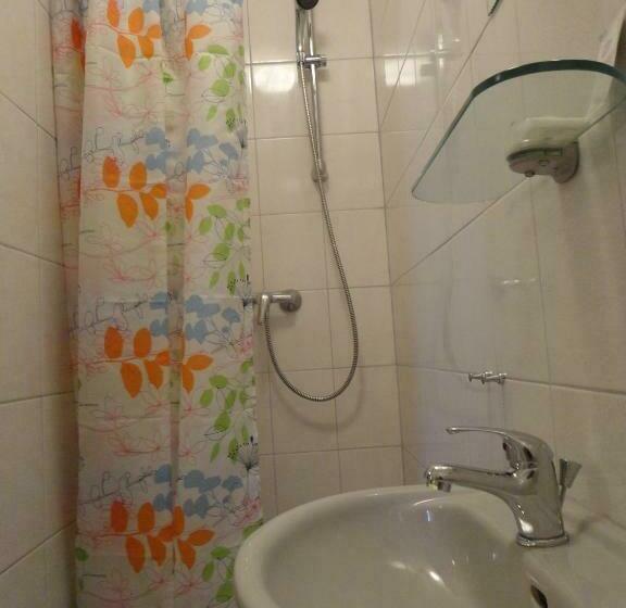 غرفة أساسية, City Boardinghouse Alsdorf