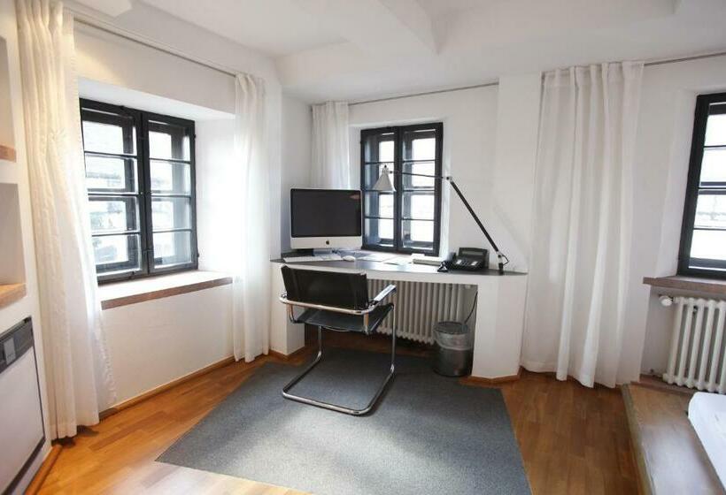 标准工作室, Denkmalschmiede Höfgen