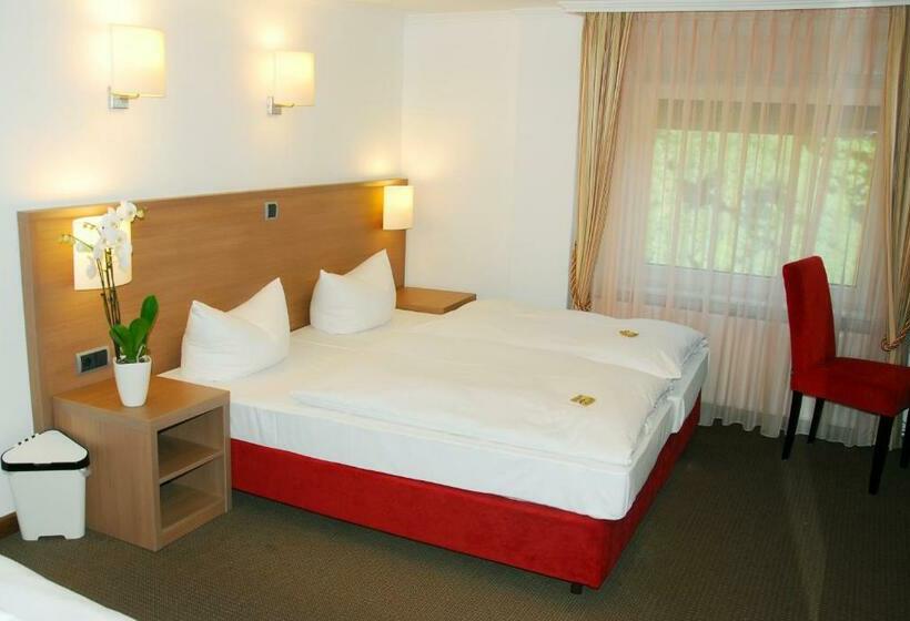 غرفة قياسية ثلاثية, Fährhaus Ziehl