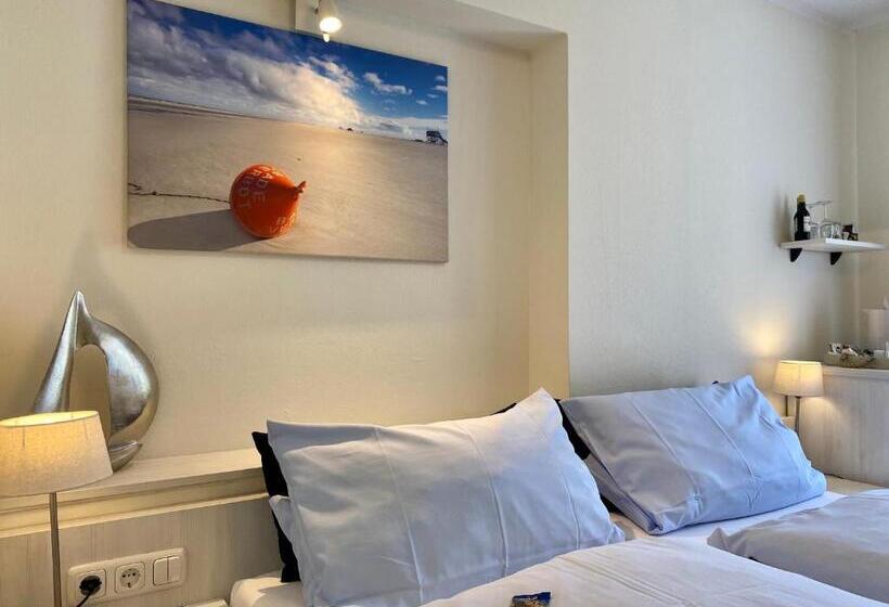 غرفة كمفورت مع تراس, Garni Dünennest