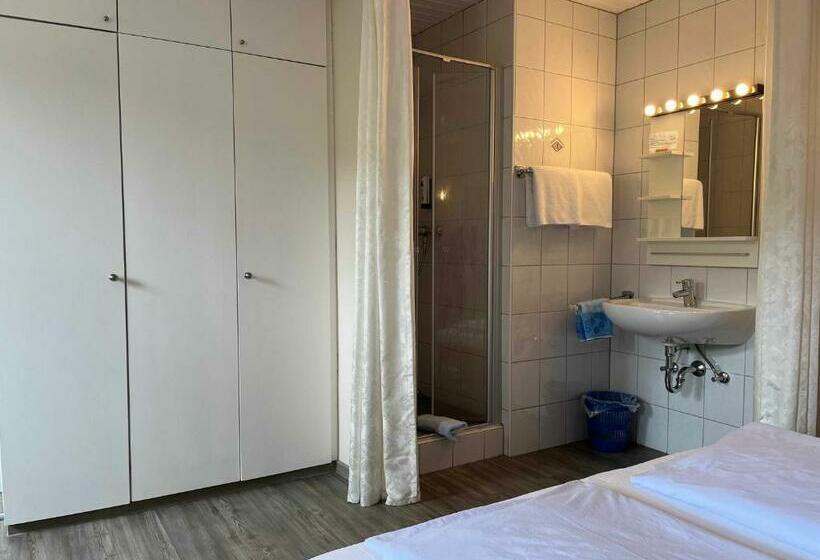 标准间, Gasthaus Breitenbach