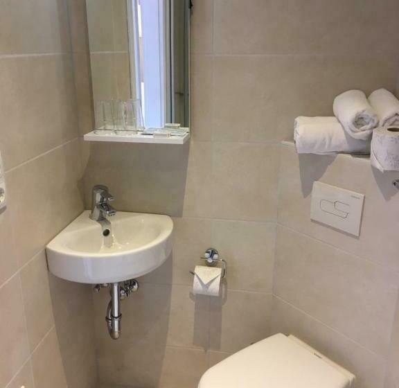 四人标准间, Gasthaus Breitenbach