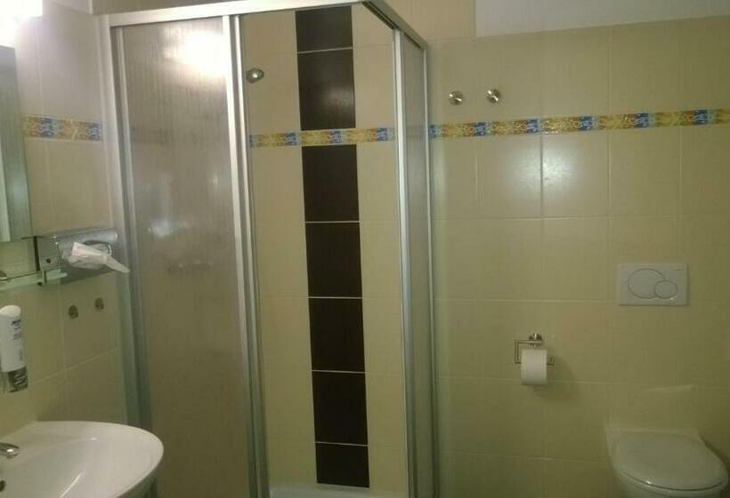 Camera Standard, Gasthaus Schillebold