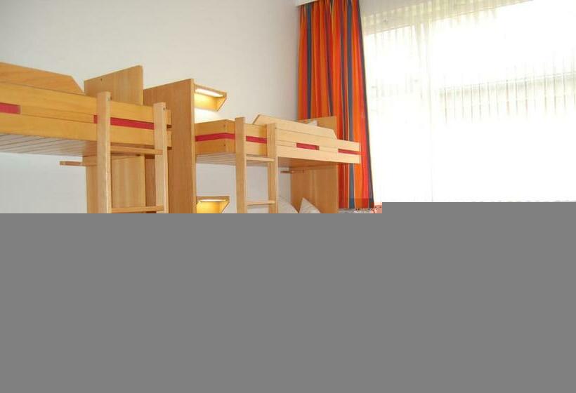 Семейный Номер Совместный Санузел, Jugendherberge Heide