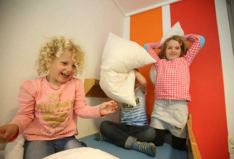 غرفة عائلية حمام مشترك, Jugendherberge Heide