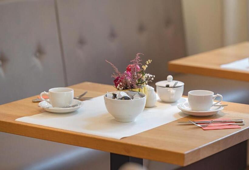 스탠다드 룸, Mühlhäuser Hof Und Stadtmauer