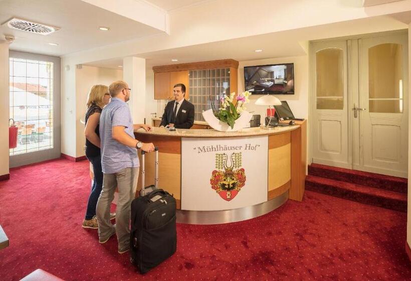 이코노미 룸, Mühlhäuser Hof Und Stadtmauer