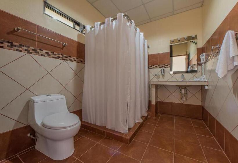 غرفة قياسية سرير كينج, Monte Real