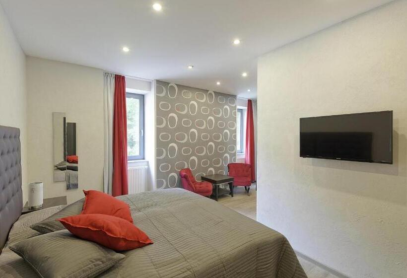 Номер Стандарт, Nella Park