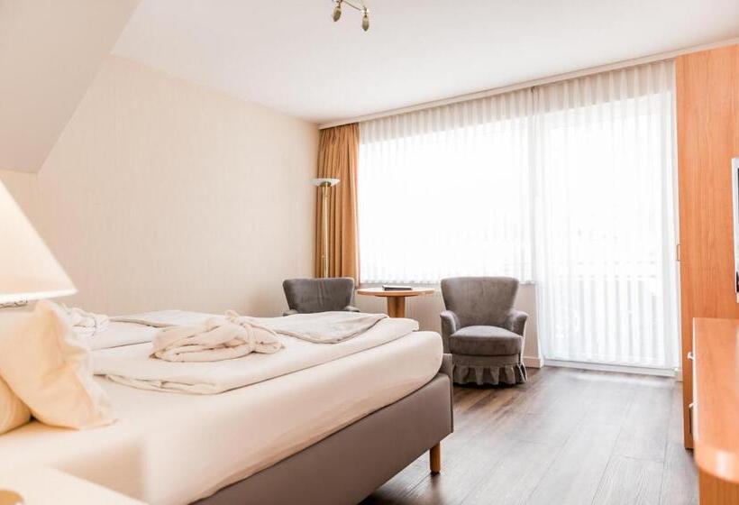 Comfort room with balcony, Parkhotel Weber Müller