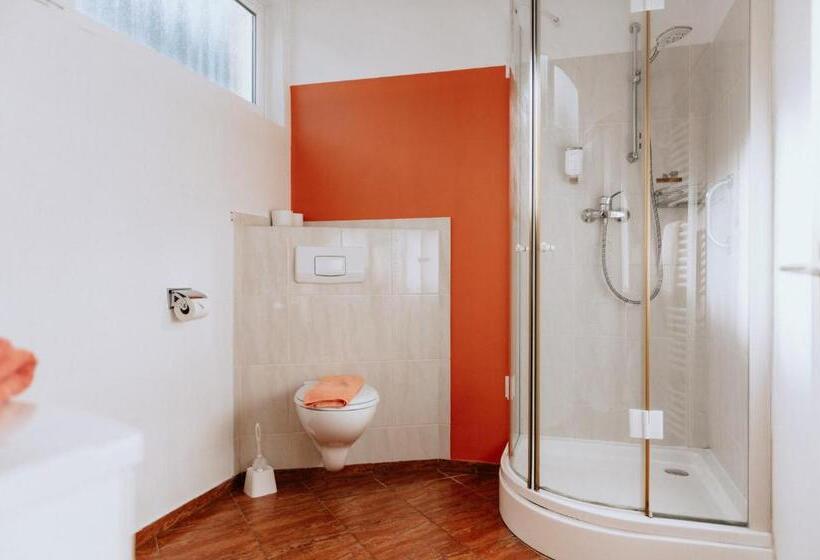 标准间带阳台, Parkhotel Weber Müller