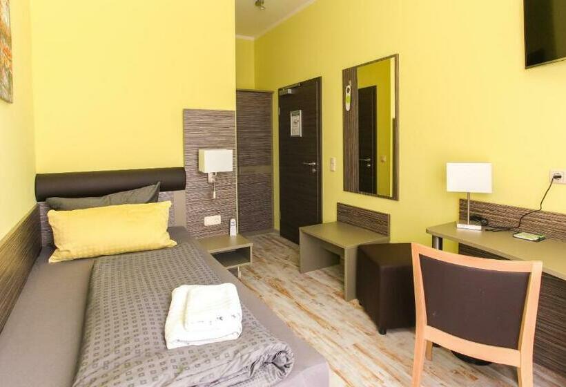 Номер Стандарт Индивидуальный, Restaurant & Pension Eshramo