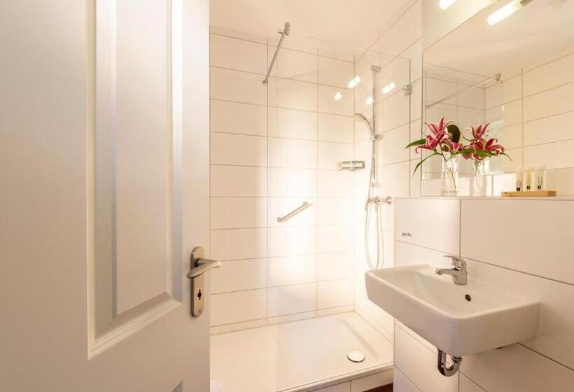 스탠다드 발코니 룸, Seeschloss Sellin