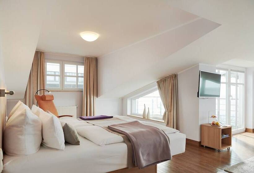 주니어 스위트 바다 전망, Seeschloss Sellin