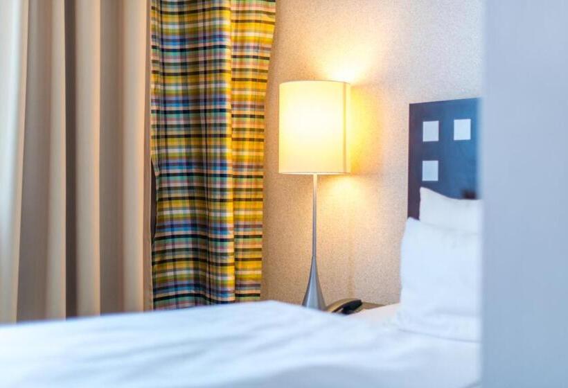 스탠다드 룸 더블 침대, Stein   Schiller S Manufaktur