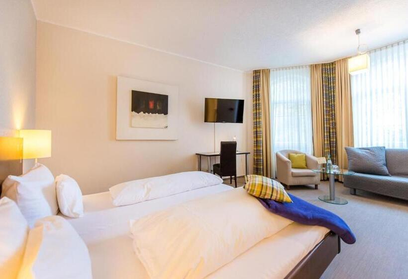 스탠다드 룸, Stein   Schiller S Manufaktur