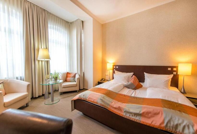 스탠다드 룸, Stein   Schiller S Manufaktur