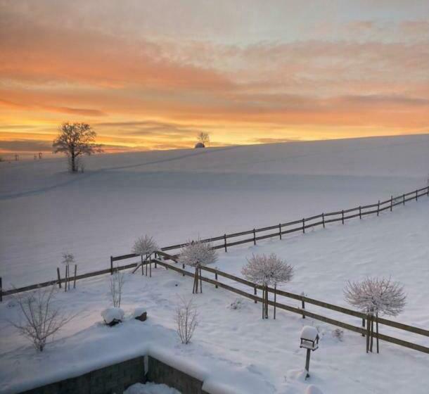 غرفة ديلوكس مزودة بشرفة, Landhotel Flora & Fauna