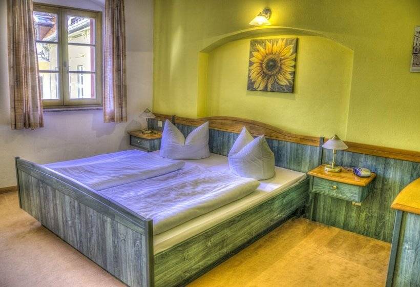 غرفة أساسية, Zum Handtuch