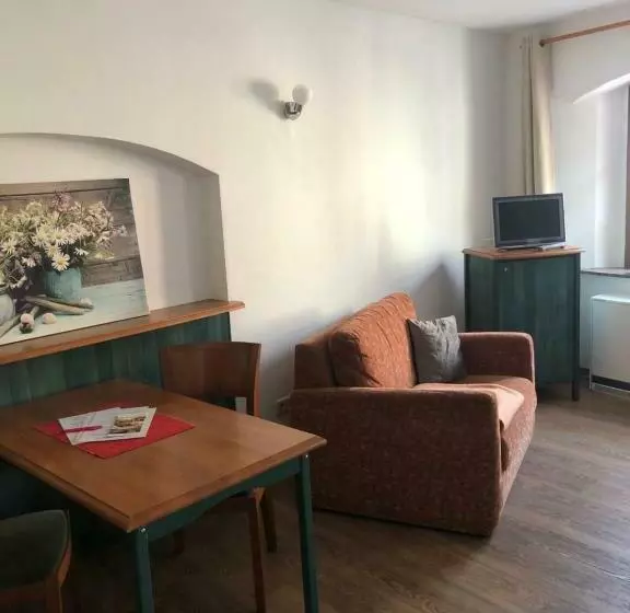 Standard-huone, Zum Handtuch