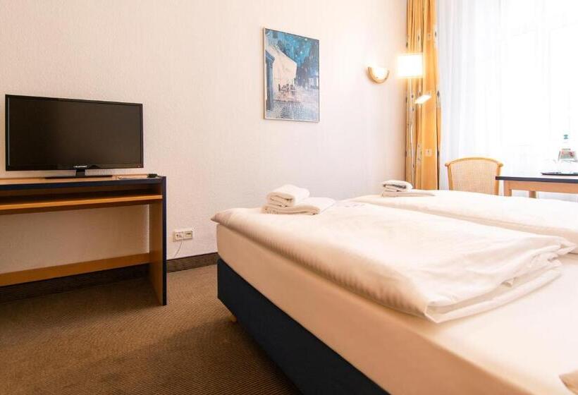 基本间, Strandhotel Bansiner Hof