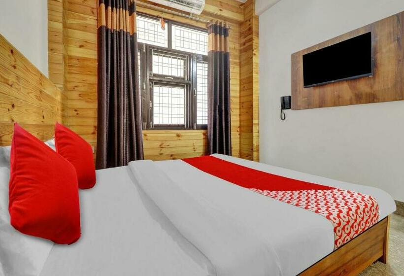 트리플 클래식 룸, Oyo Flagship 80887 Holiday Inn