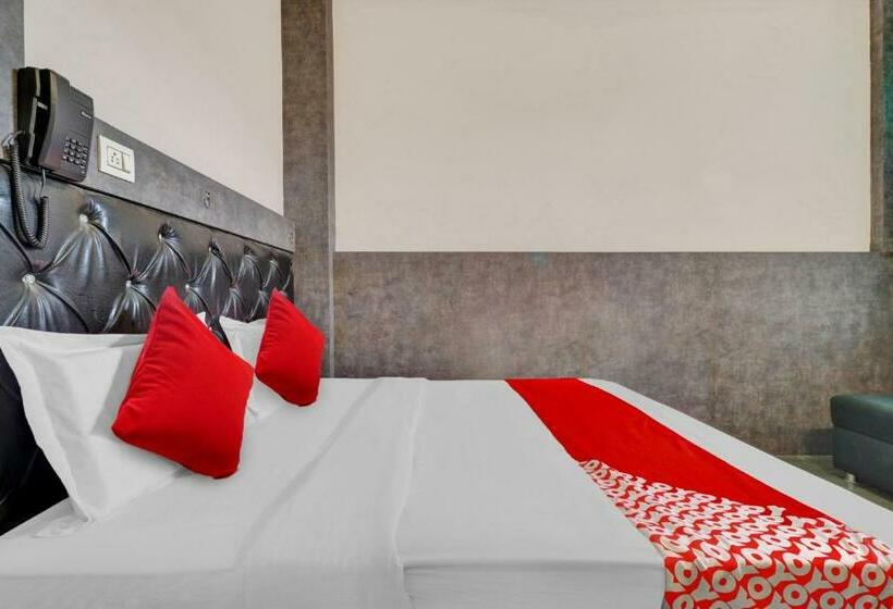 트리플 클래식 룸, Oyo Flagship 80887 Holiday Inn