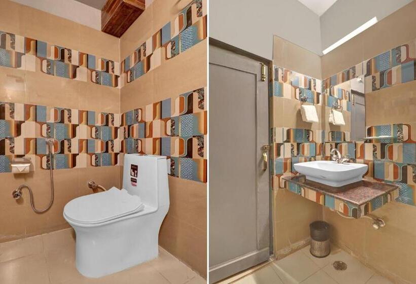 트리플 클래식 룸, Oyo Flagship 80887 Holiday Inn