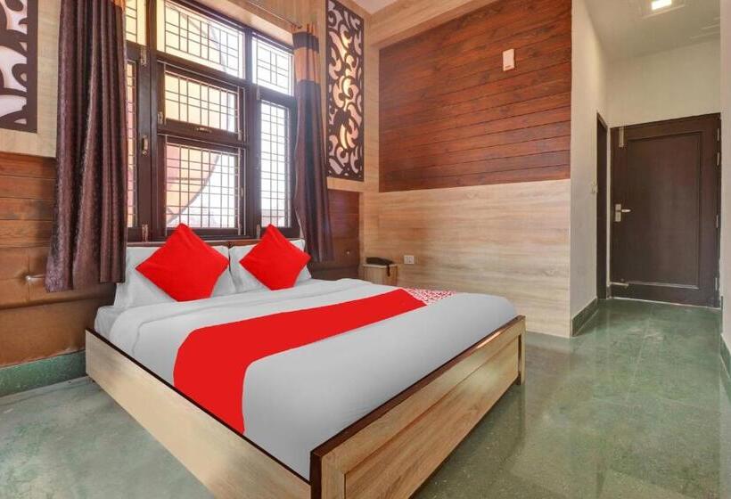 트리플 클래식 룸, Oyo Flagship 80887 Holiday Inn