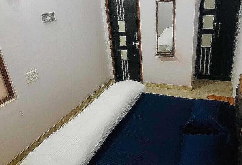 トリプルクラシックルーム, Pop New Hotel Hometown