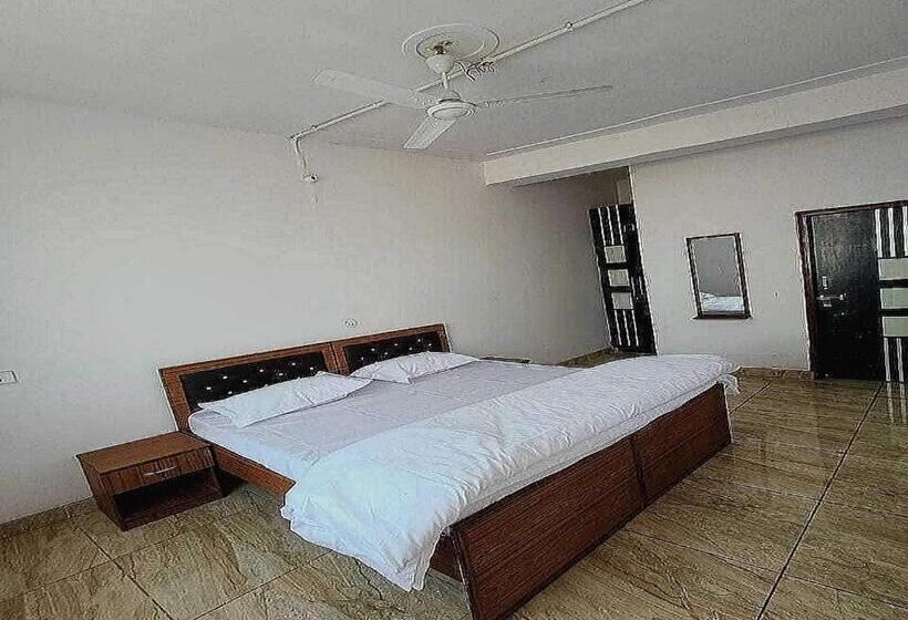 トリプルクラシックルーム, Pop New Hotel Hometown