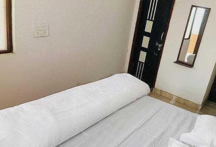 トリプルクラシックルーム, Pop New Hotel Hometown