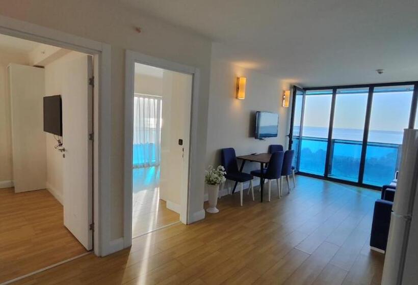 آپارتمان 3 خوابه با چشم‌انداز دریا, Panorama Beach