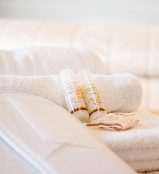 غرفة قياسية مزوَّدة بشُرفة, B&b Babbu Meu